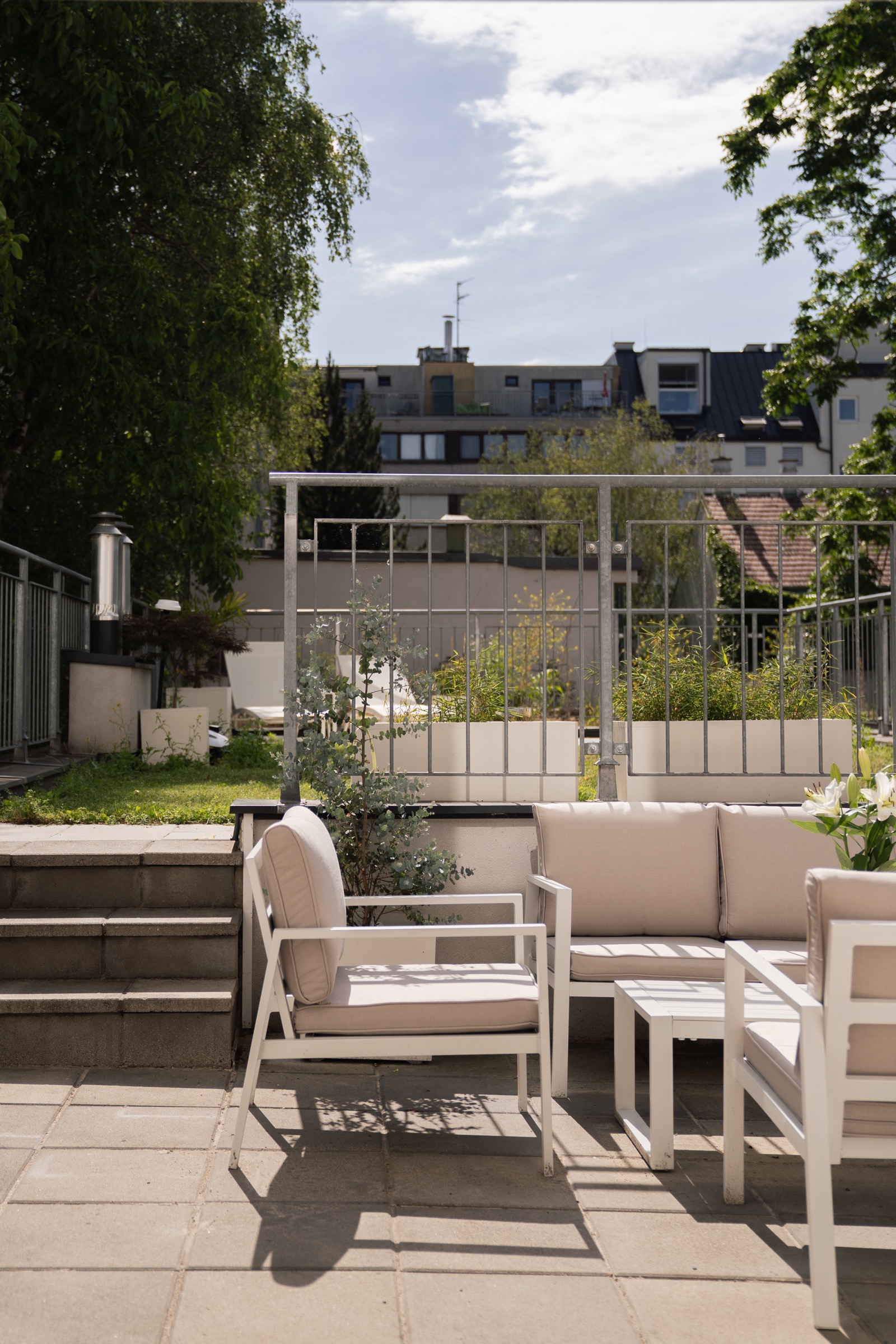 Gemeinschaftlich genutzte Terrasse und Garten